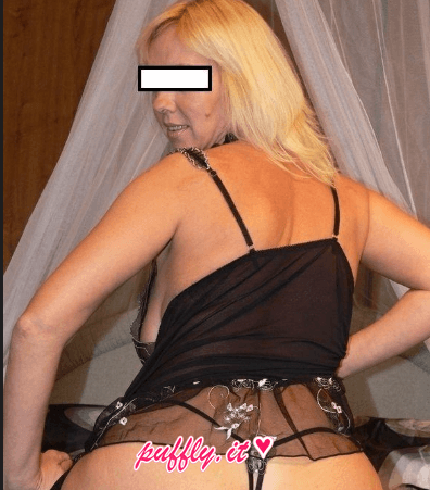 Nicole — photo 2 | Puffly