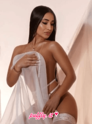 Karina Top — photo 3 | Puffly